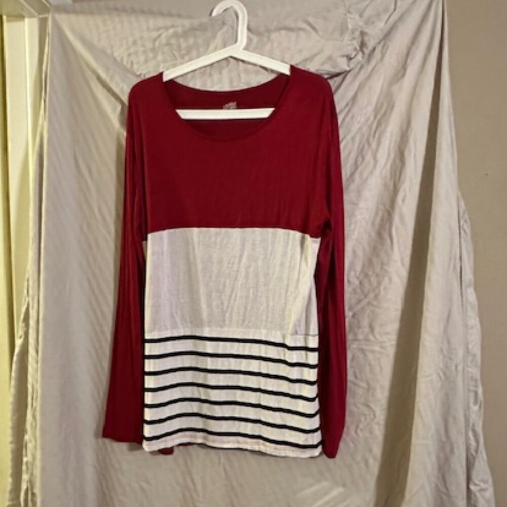 TICKLED TEAL Tee Size XL